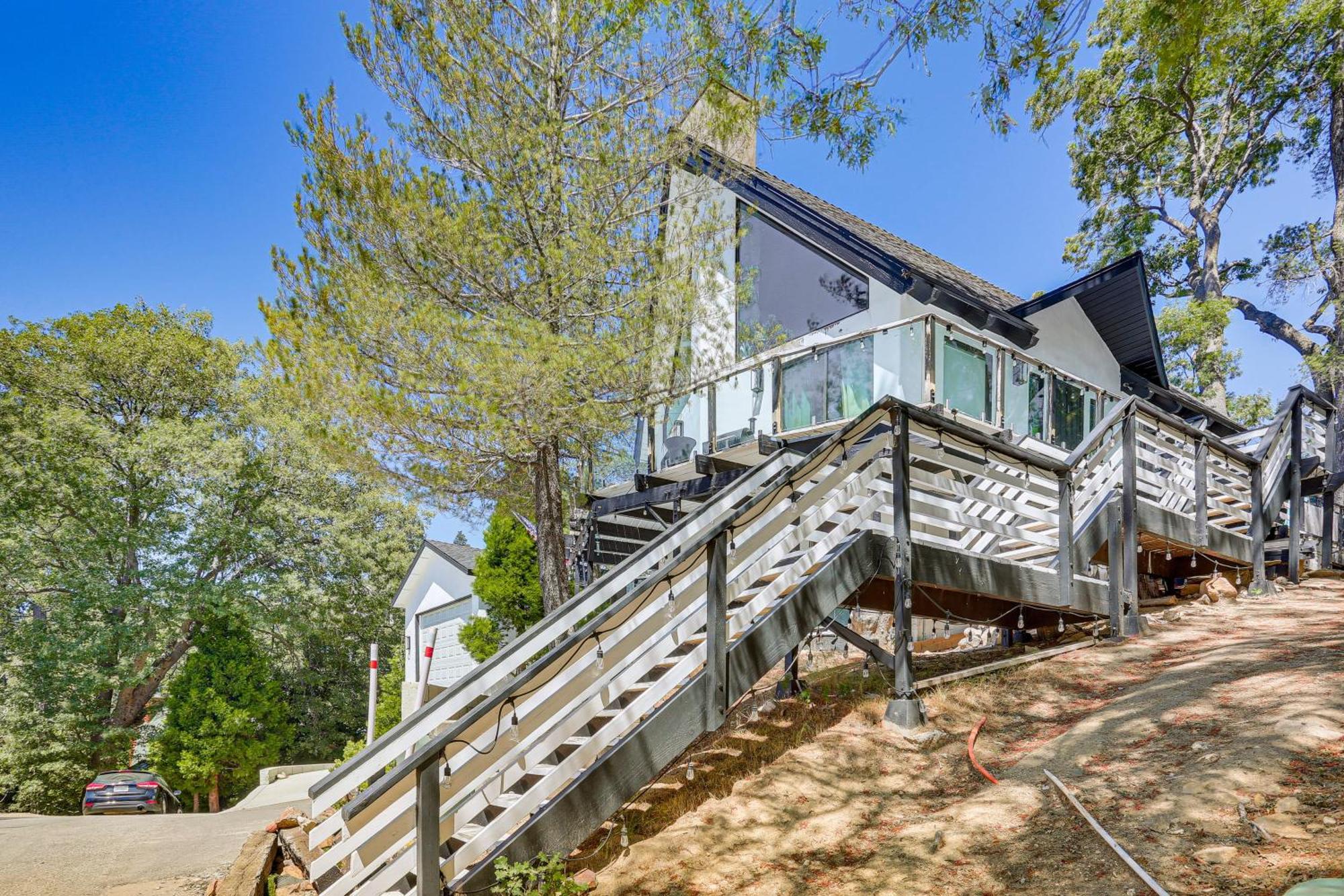 Lake Arrowhead Cabin With Hot Tub And Mountain Views! Villa Exterior photo